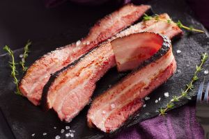 農家のベーコン